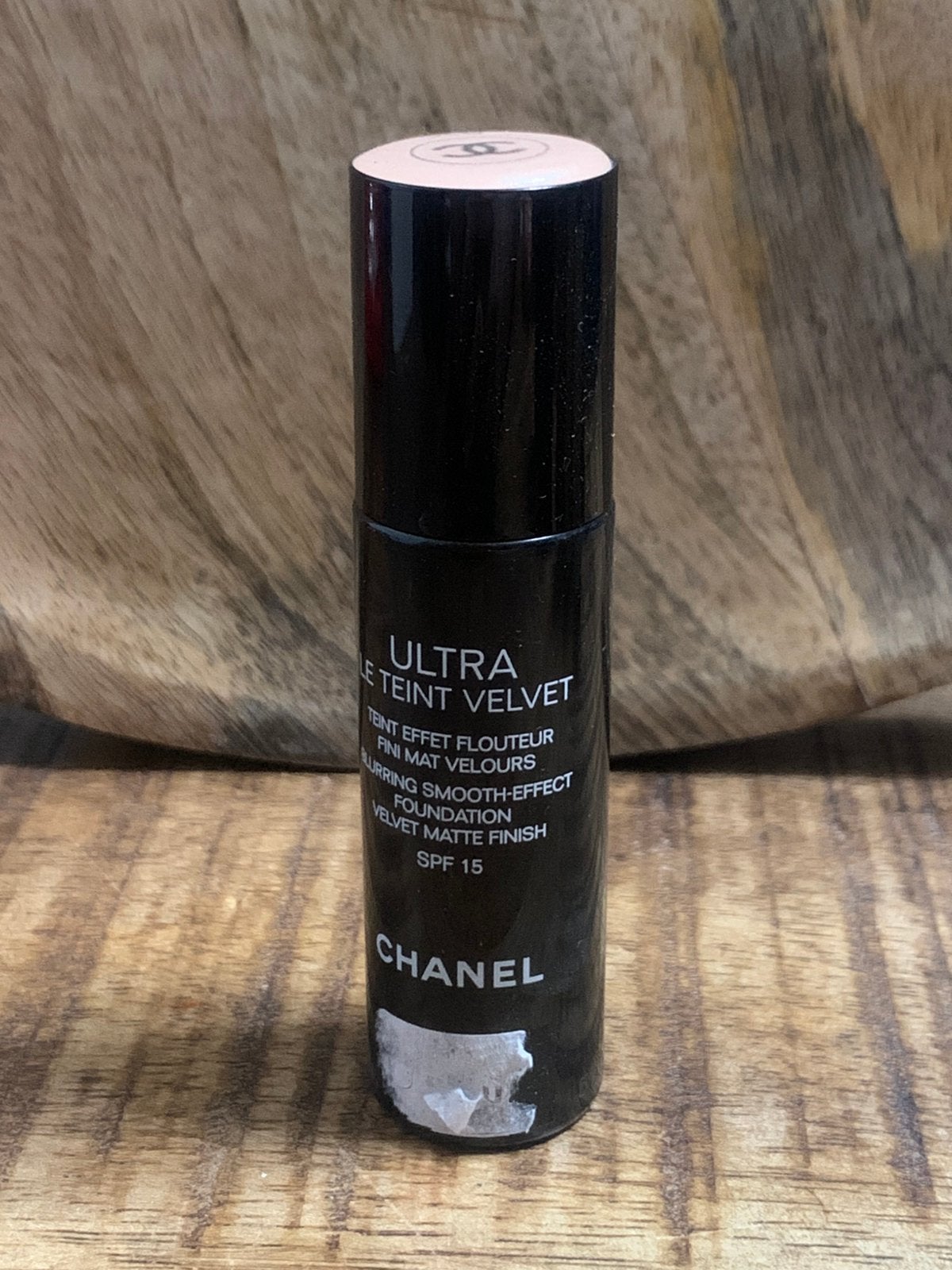 Chanel Ultra Le Teint Velvet B20 20ml, Ophalen of Verzenden, Zo goed als nieuw, Gehele gezicht