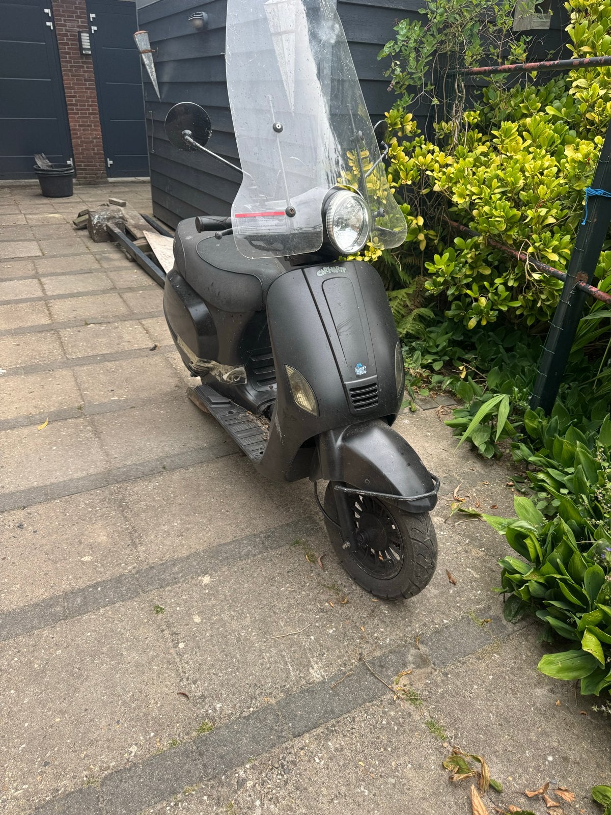 GTS Toscana Scooter - Project Scooter (niet rijdend), Fietsen en Brommers, Ophalen of Verzenden, Gebruikt, Benzine, Overige merken