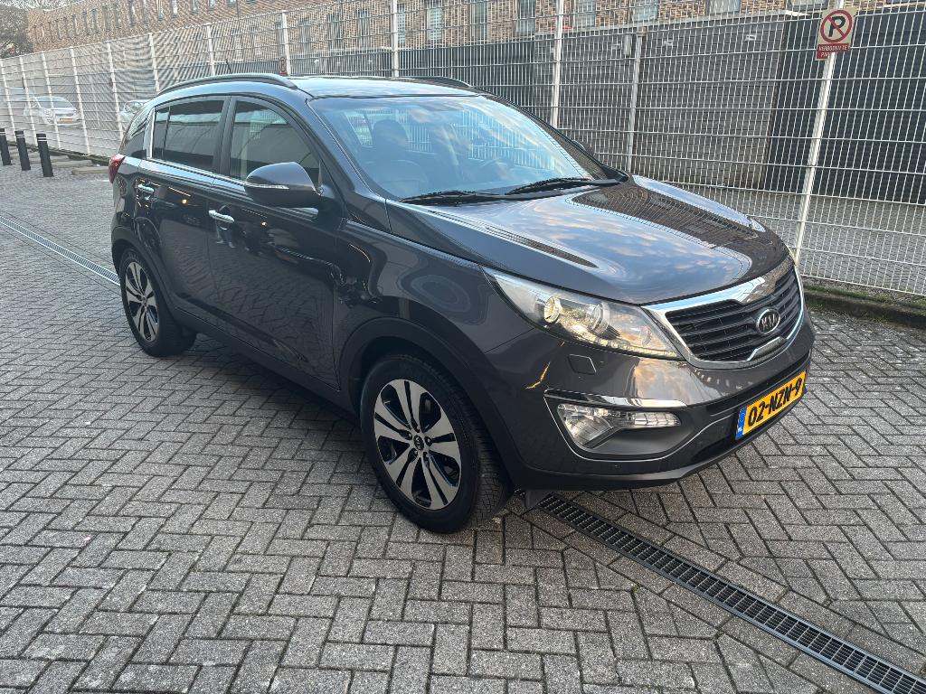 Kia Sportage 2.0 2011 – Leer – Camera – Trekhaak – NAP, Auto's, Kia, Zwart, 4 cilinders, 163 pk, 75 €/maand