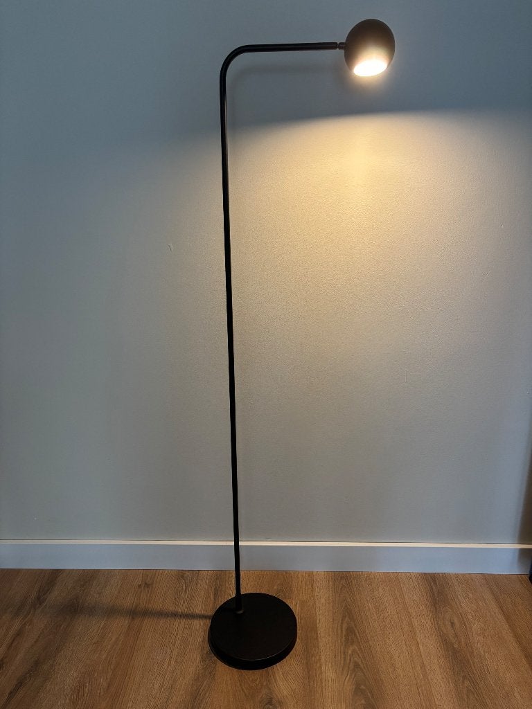 Staande lamp, Ophalen, 100 tot 150 cm, Zo goed als nieuw, Metaal