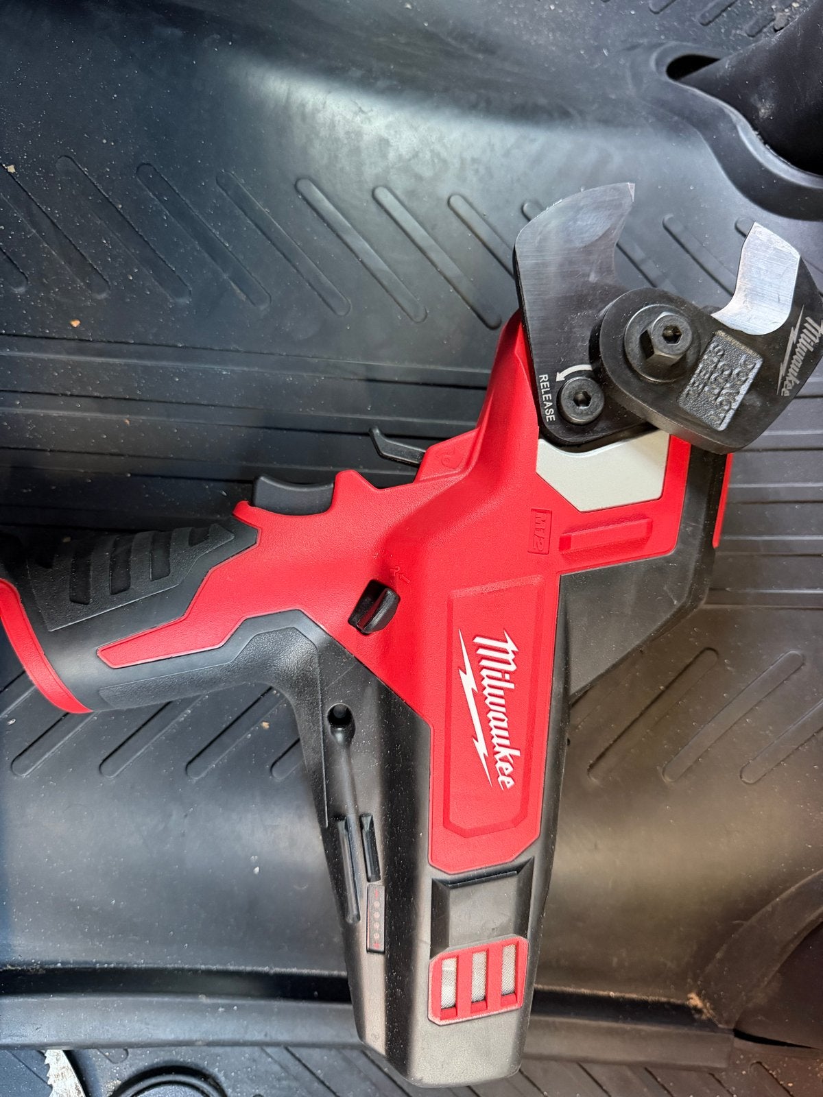 Milwaukee M12 CC Compacte Kabelknipper - nieuw, Doe-het-zelf en Verbouw, Gereedschap | Handgereedschap, Ophalen of Verzenden, Zo goed als nieuw