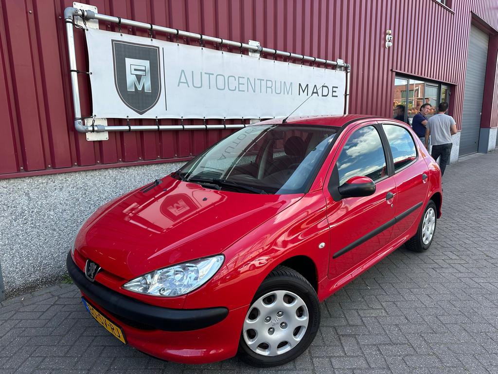 Peugeot 206 1.4 One-line, Auto's, Voorwielaandrijving, Stof, 4 cilinders, Origineel Nederlands