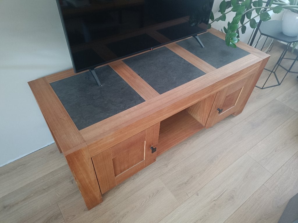 Tvmeubel en salontafel, Ophalen, Gebruikt, 100 tot 150 cm, Minder dan 100 cm