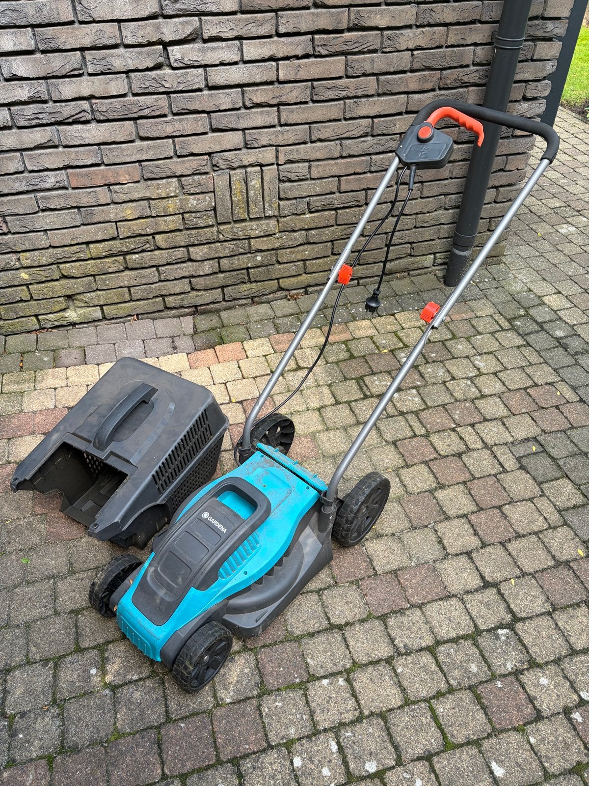 GARDENA elektrische grasmaaier - defect, Ophalen, Cirkelmaaier, Gebruikt, Elektrische grasmaaier