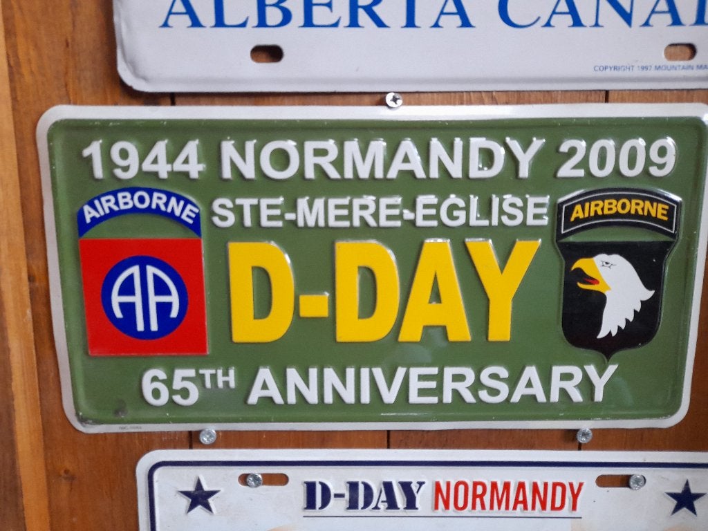 Bordje Normandie D-day 65 jaar, Boeken, Ophalen of Verzenden, Tweede Wereldoorlog, Zo goed als nieuw, Algemeen
