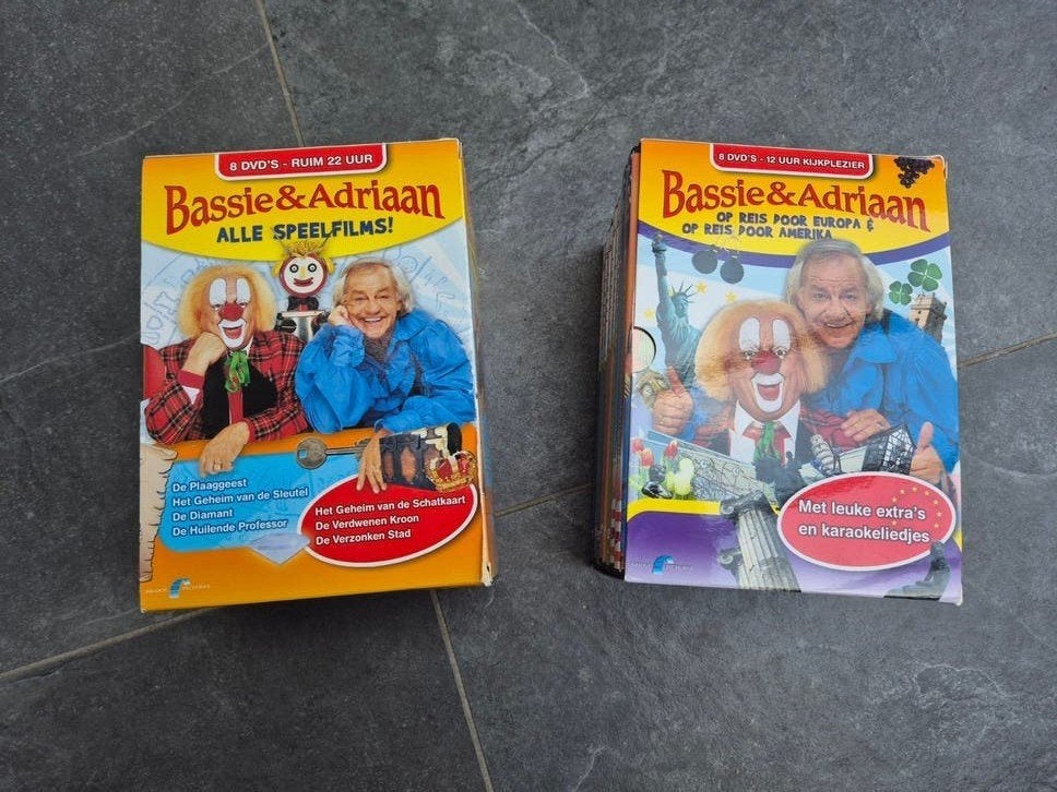 Bassie & Adriaan DVD Boxen: Op Reis & Alle Speelfilms, Ophalen, Bonusmateriaal, Verzamelbox, Alle leeftijden