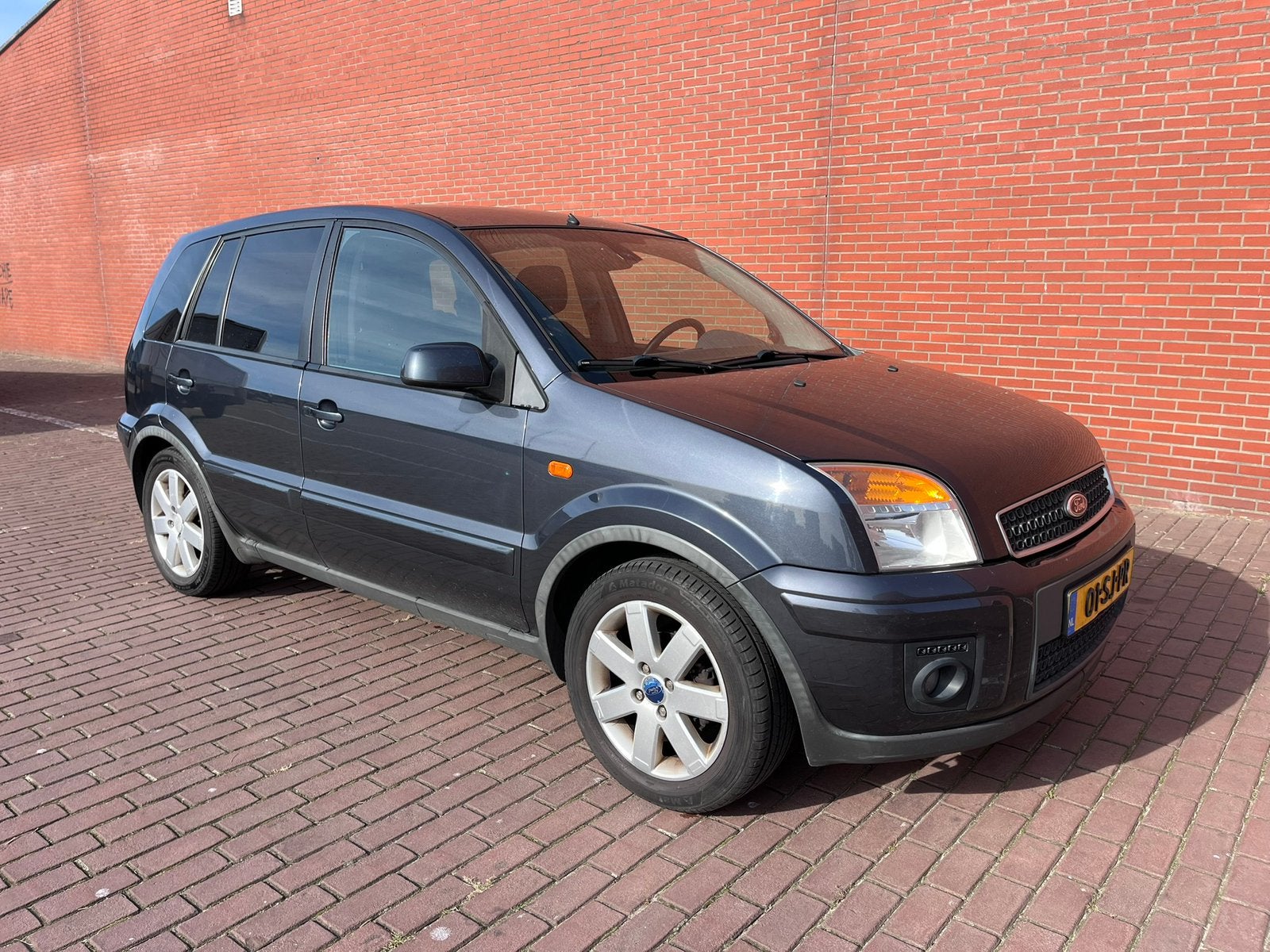 Ford Fusion 1.6 16V Futura 2006 Airco Trekhaak, Auto's, Voorwielaandrijving, 1596 cc, Zwart, 49 €/maand