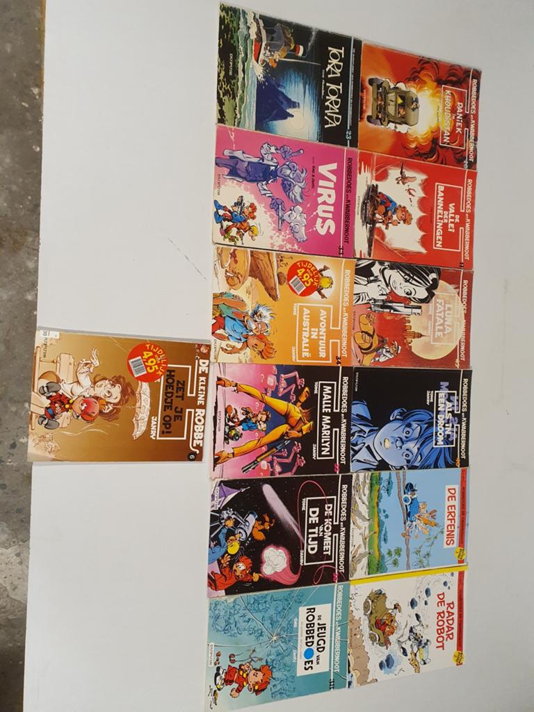 Robbedoes en kwabbernoot strips, Boeken, Stripboeken, Meerdere stripboeken, Ophalen of Verzenden, Zo goed als nieuw