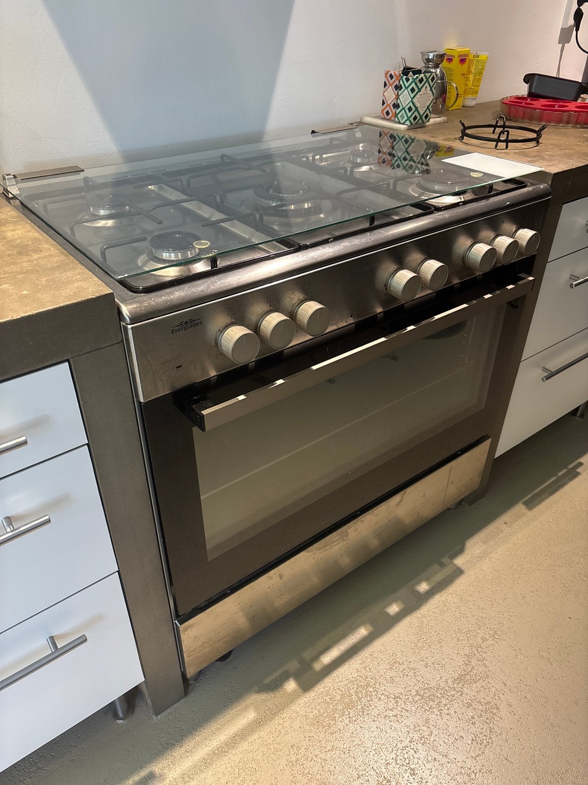 Fornuis met gasfornuis en oven, Witgoed en Apparatuur, Fornuizen, Ophalen, Gebruikt, 60 cm of meer, Grill