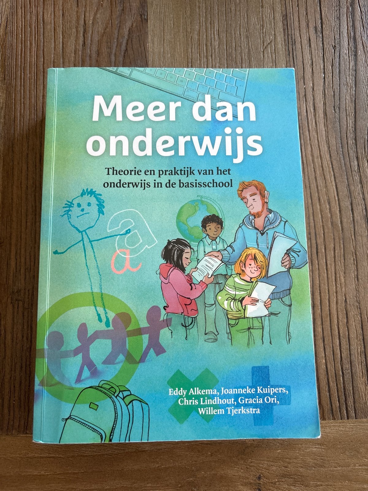 Meer dan onderwijs: Theorie en praktijk basisschool, Ophalen of Verzenden, Gelezen, Overige niveaus, Overige vakken