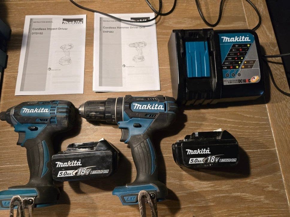 Nette Makita DLX2131TJ 18V Boor- en Schroefmachine Set, Doe-het-zelf en Verbouw, Gereedschap | Boormachines, Ophalen of Verzenden
