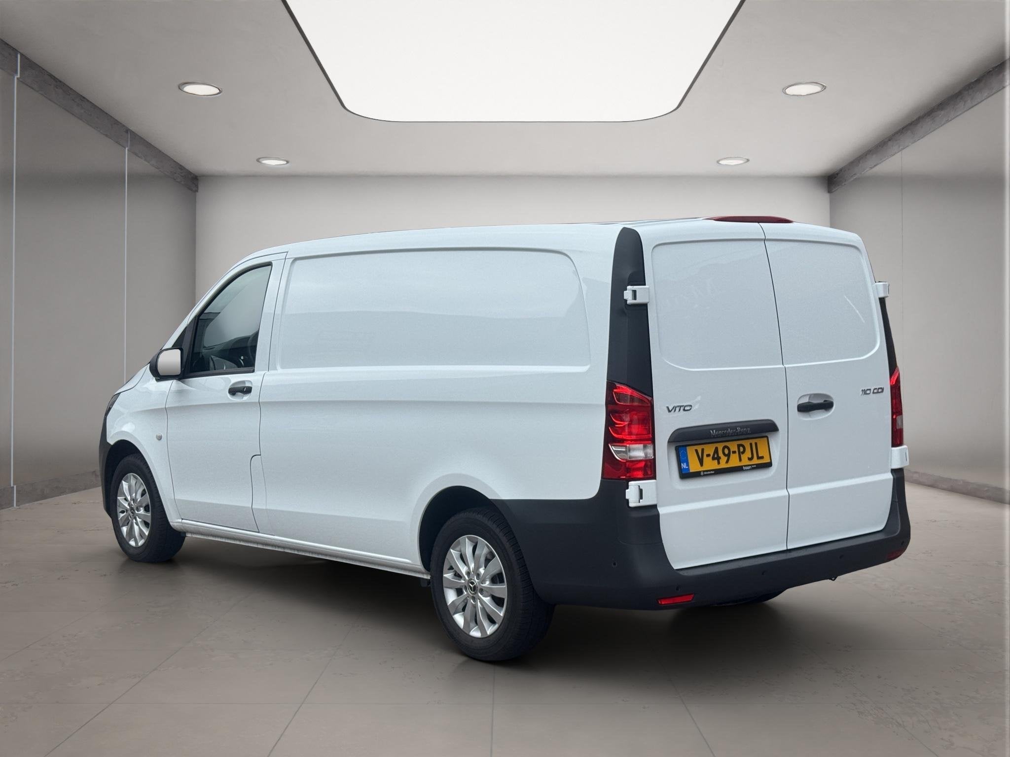 Mercedes-Benz Vito 110 L2 | Cruise | Camera | Navi | Parktro, Voorwielaandrijving, Stof, Gebruikt, 4 cilinders