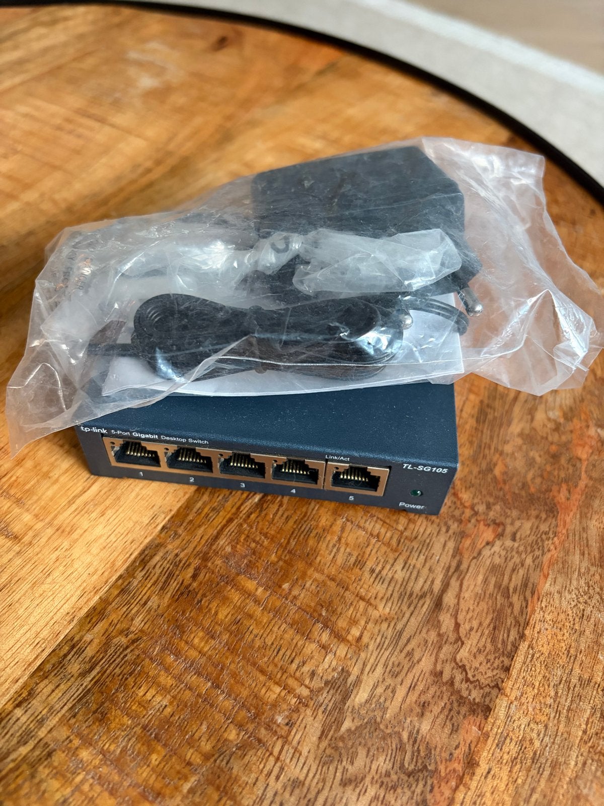 TP-Link SG105 5-Poorts Gigabit Desktop Switch - Nieuw, Ophalen of Verzenden, Nieuw