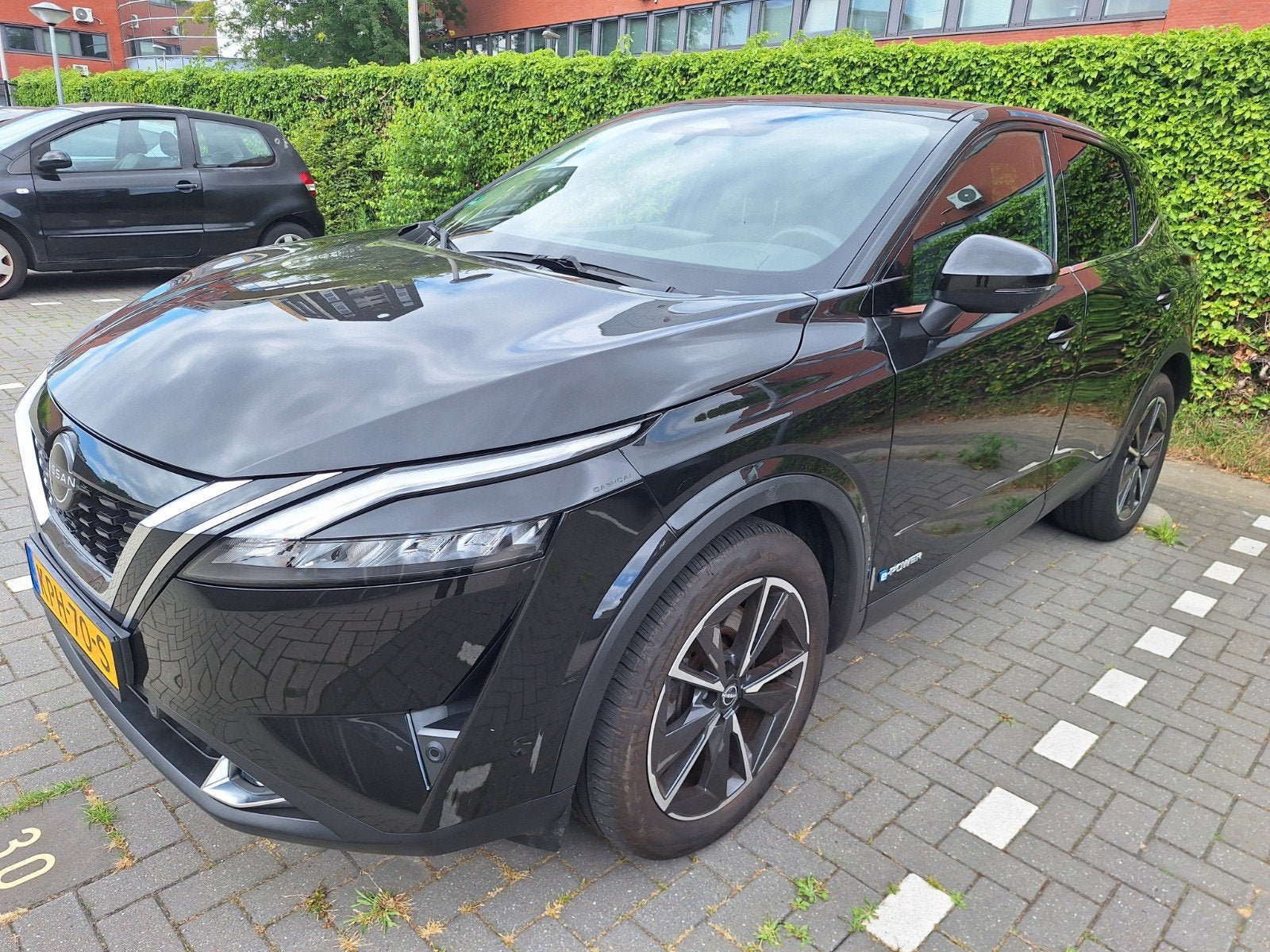 Nissan Qashqai E-power 190pk 2024 Zwart, Auto's, Nissan, 1497 cc, 157 pk, Bedrijf, 19 km/l