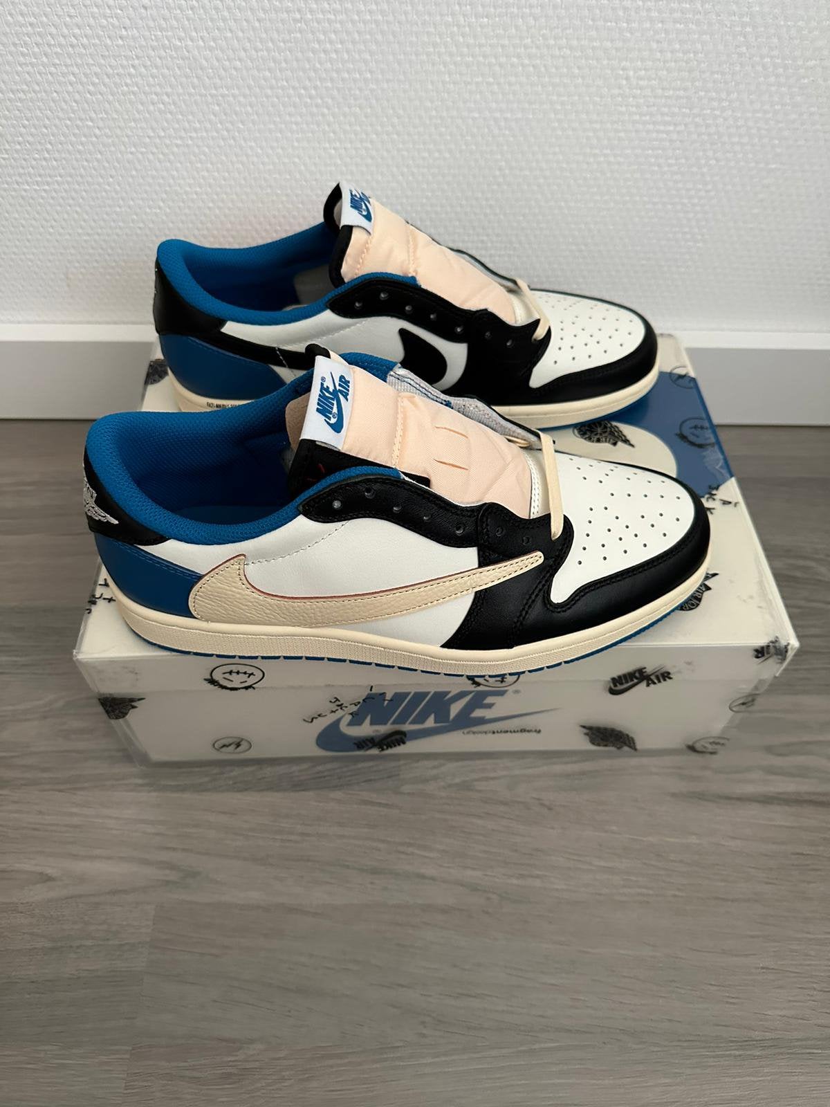 Nike Air Jordan 1 Low Travis Scott Fragment, Ophalen of Verzenden, Zo goed als nieuw