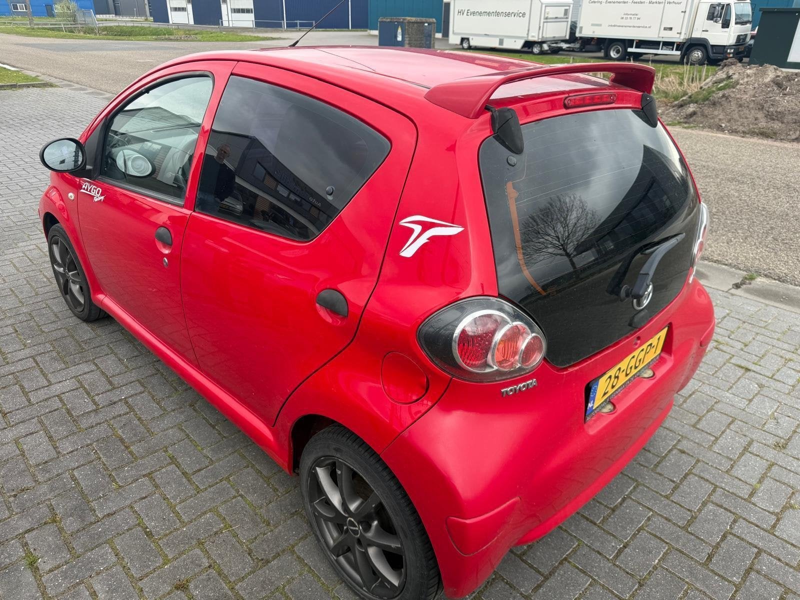 Toyota Aygo 1.0-12V voor handige klusser, Voorwielaandrijving, Gebruikt, 4 stoelen, 68 pk