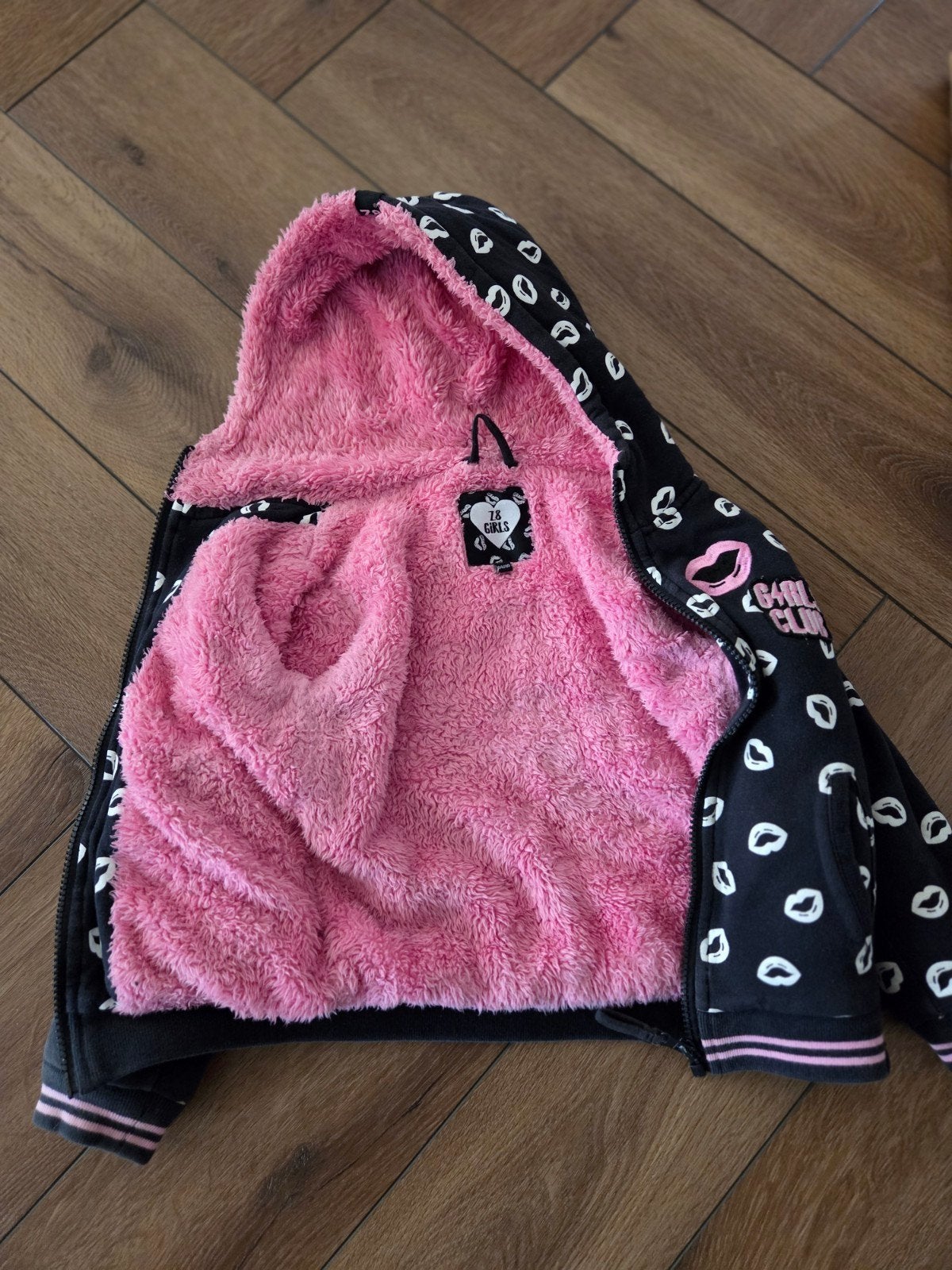Z8 Borgvest met roze teddy voering - maat 104/110, Ophalen of Verzenden, Z8, Meisje, Trui of Vest