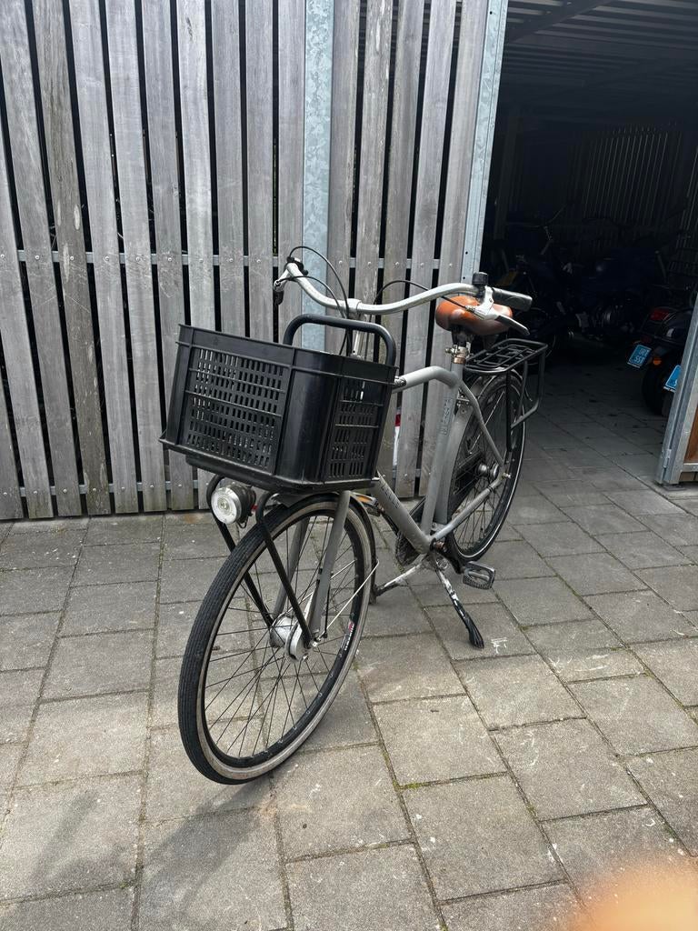 Gazelle stadsfiets met mand - Rechter rem afstellen, Ophalen of Verzenden, Zo goed als nieuw