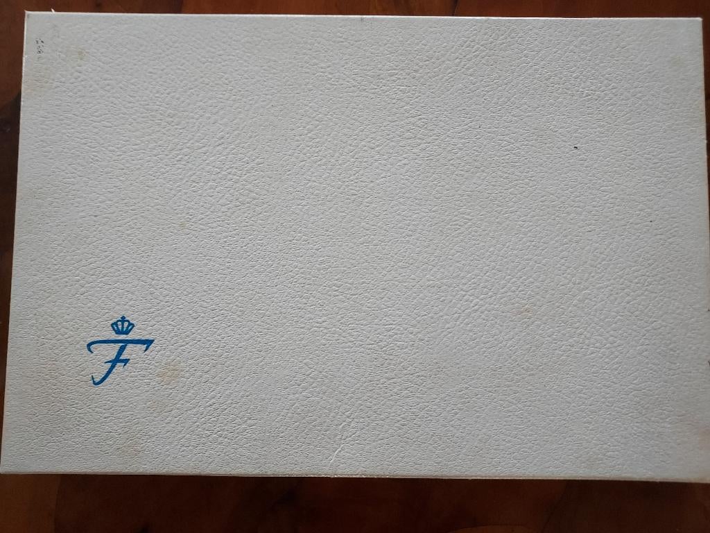 gebakbordjes petit four, Ophalen of Verzenden