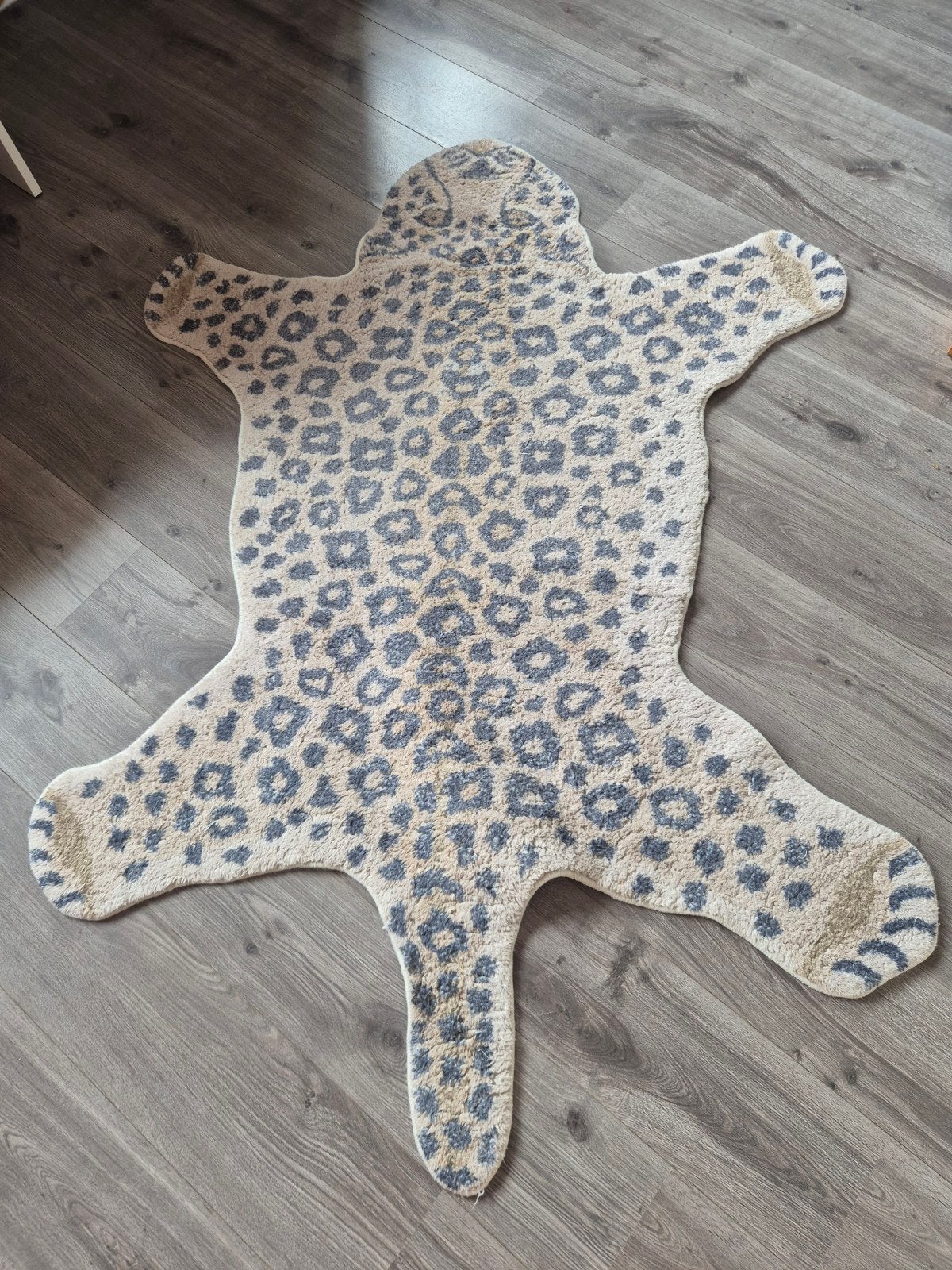 Leopard Vloerkleed - Speels en Stijlvol, Gebruikt, 100 tot 150 cm, Beige, Speels, Dierenprint, Modern
