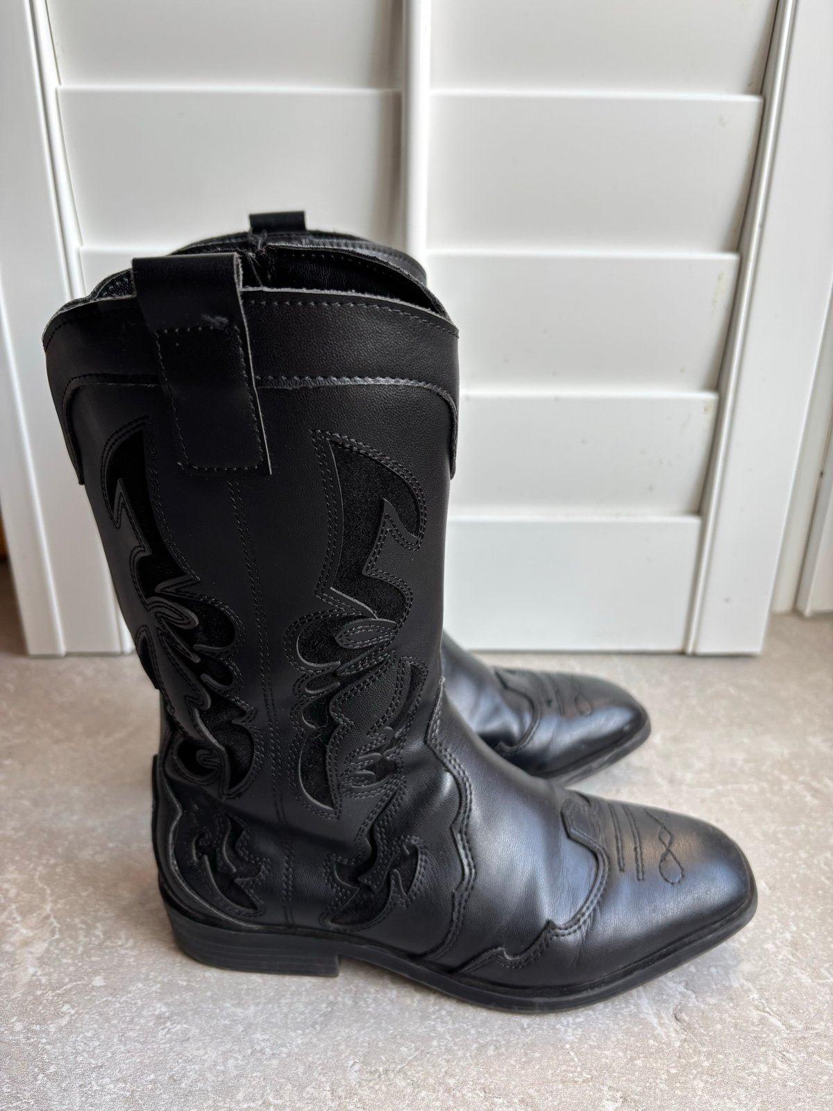 Zwarte cowboylaarzen van ZARA - Maat 34, Kinderen en Baby's, Ophalen of Verzenden, Zo goed als nieuw, Meisje, Laarzen