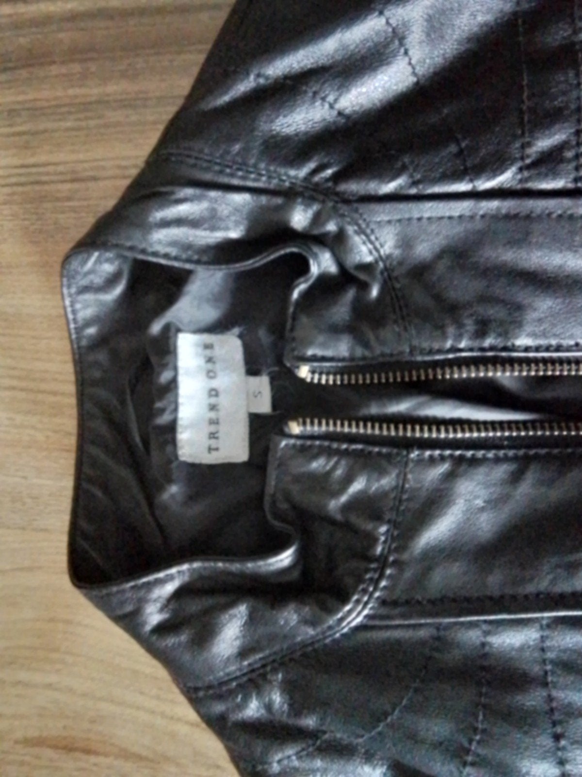 Te Koop: Leder jas. Maat S. Merk T.R.E.N.D. O.N.E., Ophalen, Zwart, Jasje, Maat 36 (S)