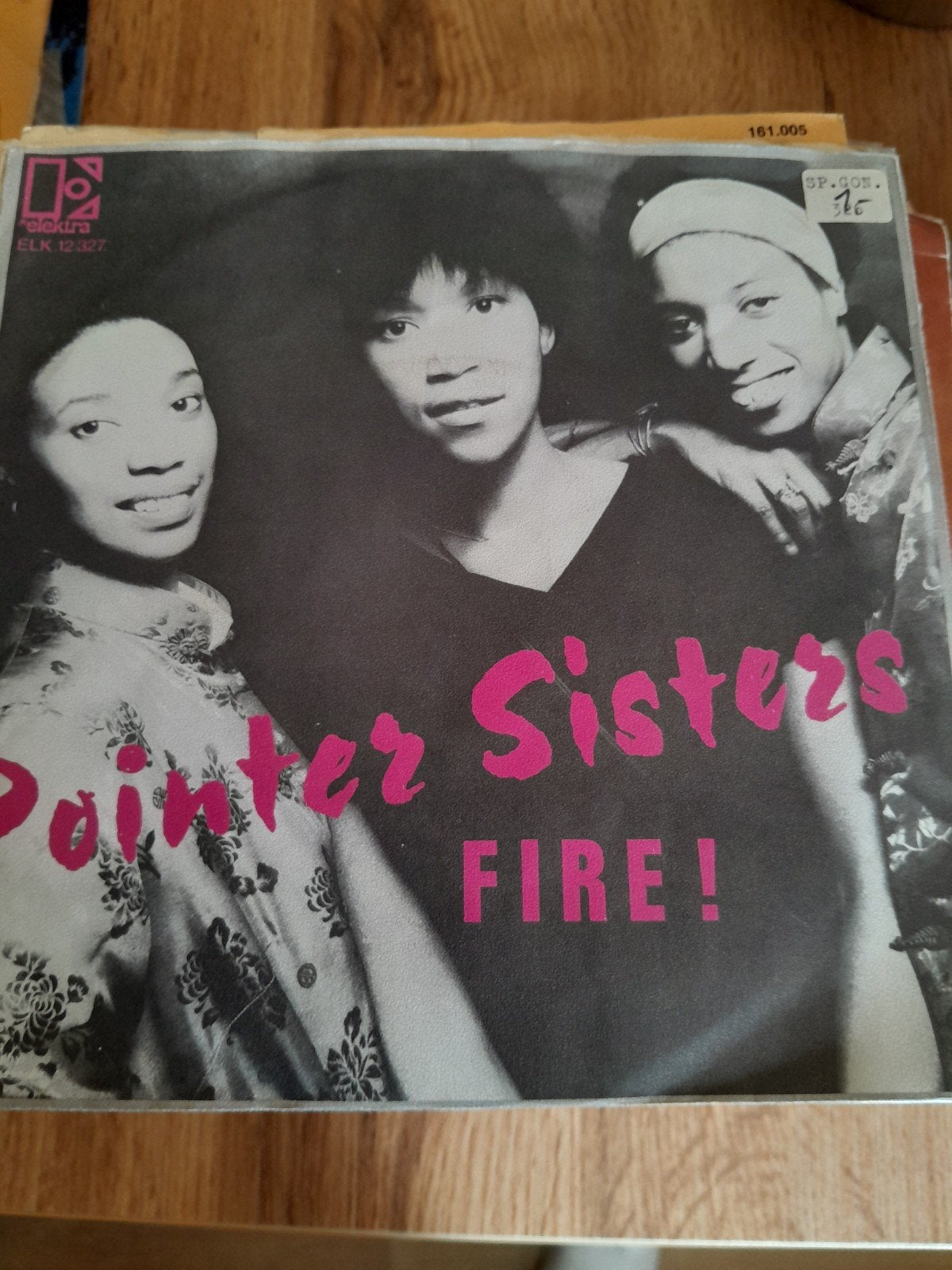 pointer sisters 7inch fire, Ophalen of Verzenden, Zo goed als nieuw, Pop