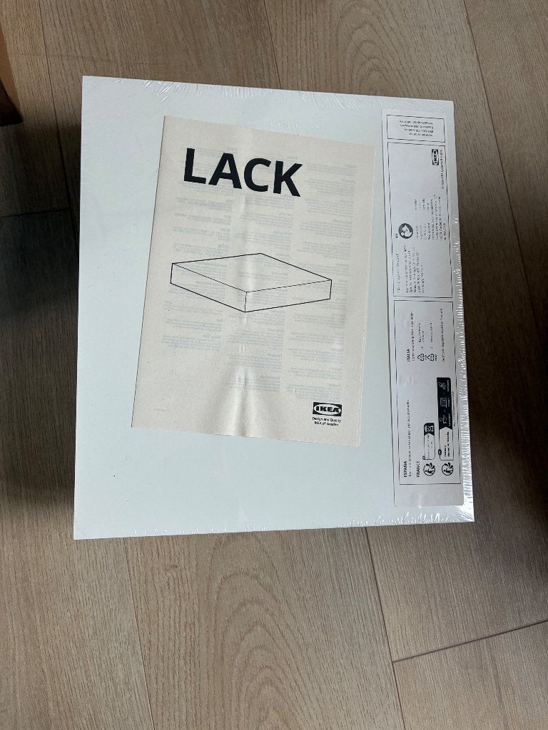 Zwevende lack planken IKEA, Ophalen, Nieuw