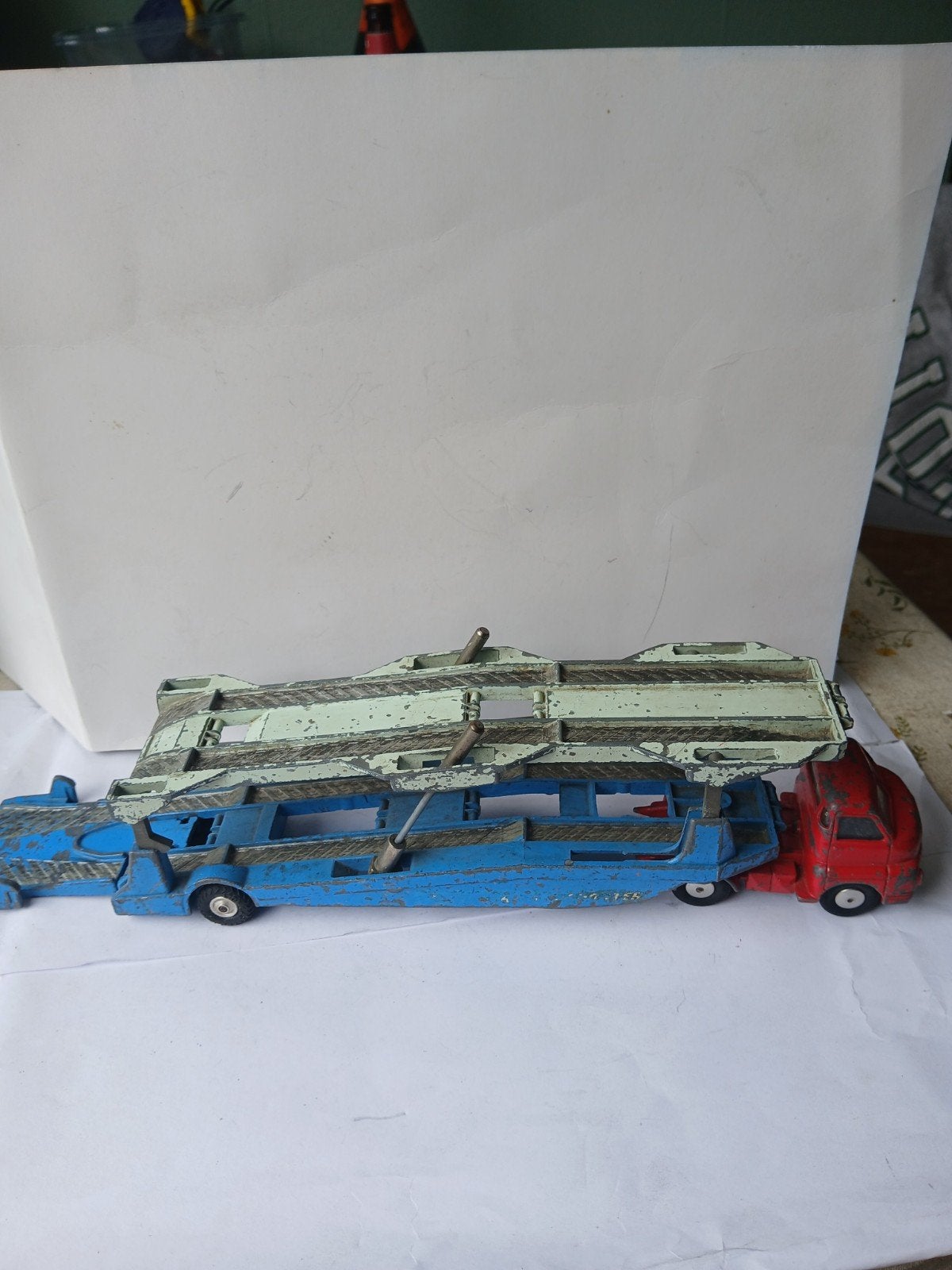 Bedford Carrimore autotransporter.  Corgi toys, Ophalen of Verzenden, Gebruikt, Corgi