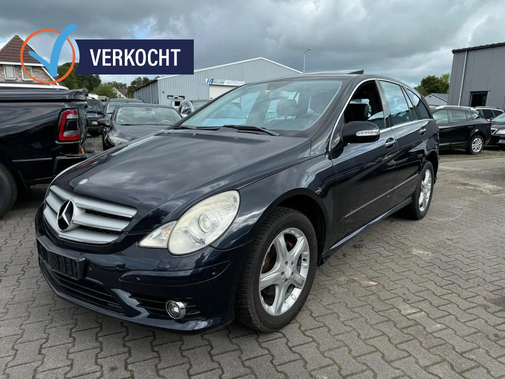 Mercedes-Benz R-Klasse R350 6-Persoons Panoramadak Alcantara, Auto's, Mercedes-Benz, Automaat, 138 €/maand, Zwart, 6 stoelen