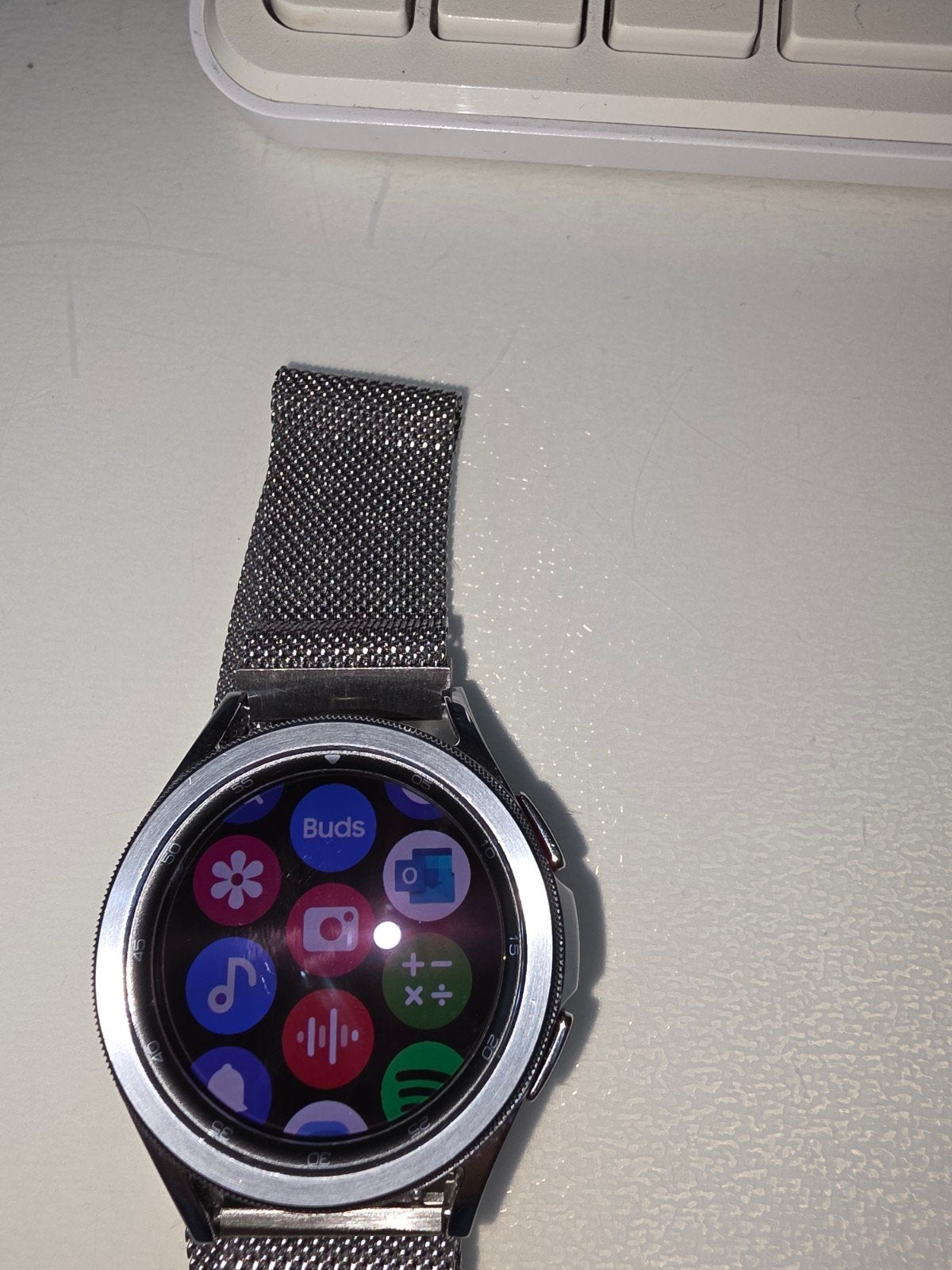 Samsung Galaxy Watch 4 Classic - Zilver nieuw, Gebruikt, Ophalen of Verzenden, Samsung, Waterdicht