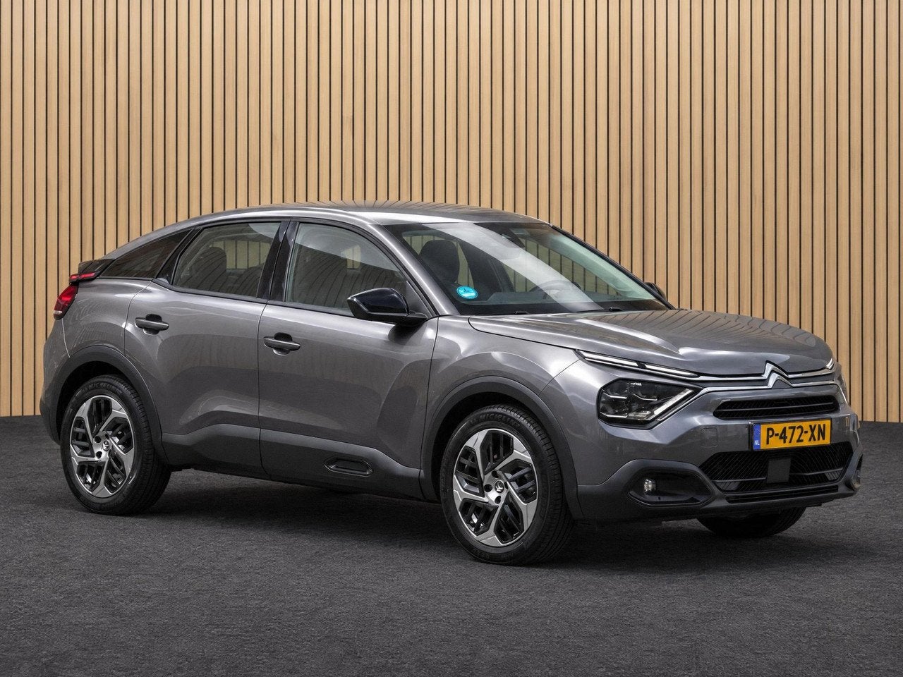 Citroën C4 1.2 PT 130 FEEL PACK | Camera/Navi/Head-Up/Clima, Auto's, Gebruikt, 1199 cc, Leder, Bedrijf