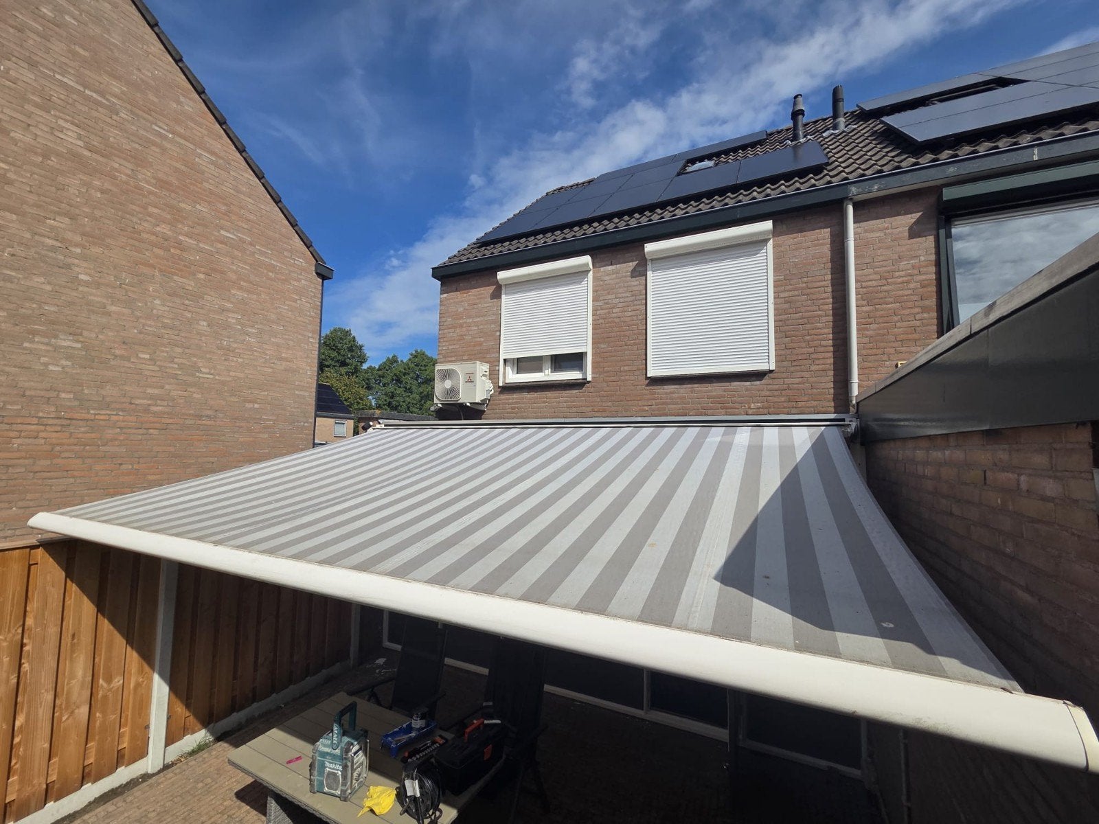 Elektrisch zonnescherm 5m breed, 3m uitval, Ophalen, Gebruikt, 450 cm of meer, Elektrisch