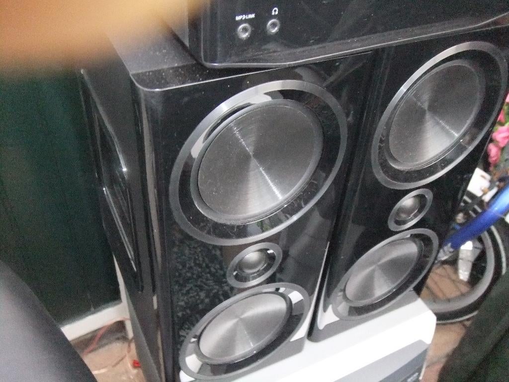 phillips leuk zetje radio  cd  usb hoogglans zwart, Ophalen, Philips, Losse componenten, Zo goed als nieuw