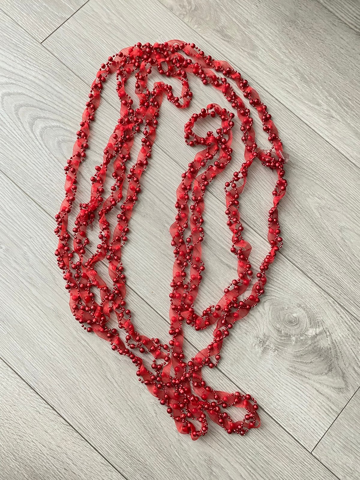 Kraaltjes ketting slinger versiering rood kerst 5 meter hand, Hobby en Vrije tijd, Ophalen of Verzenden, Nieuw, Kraal