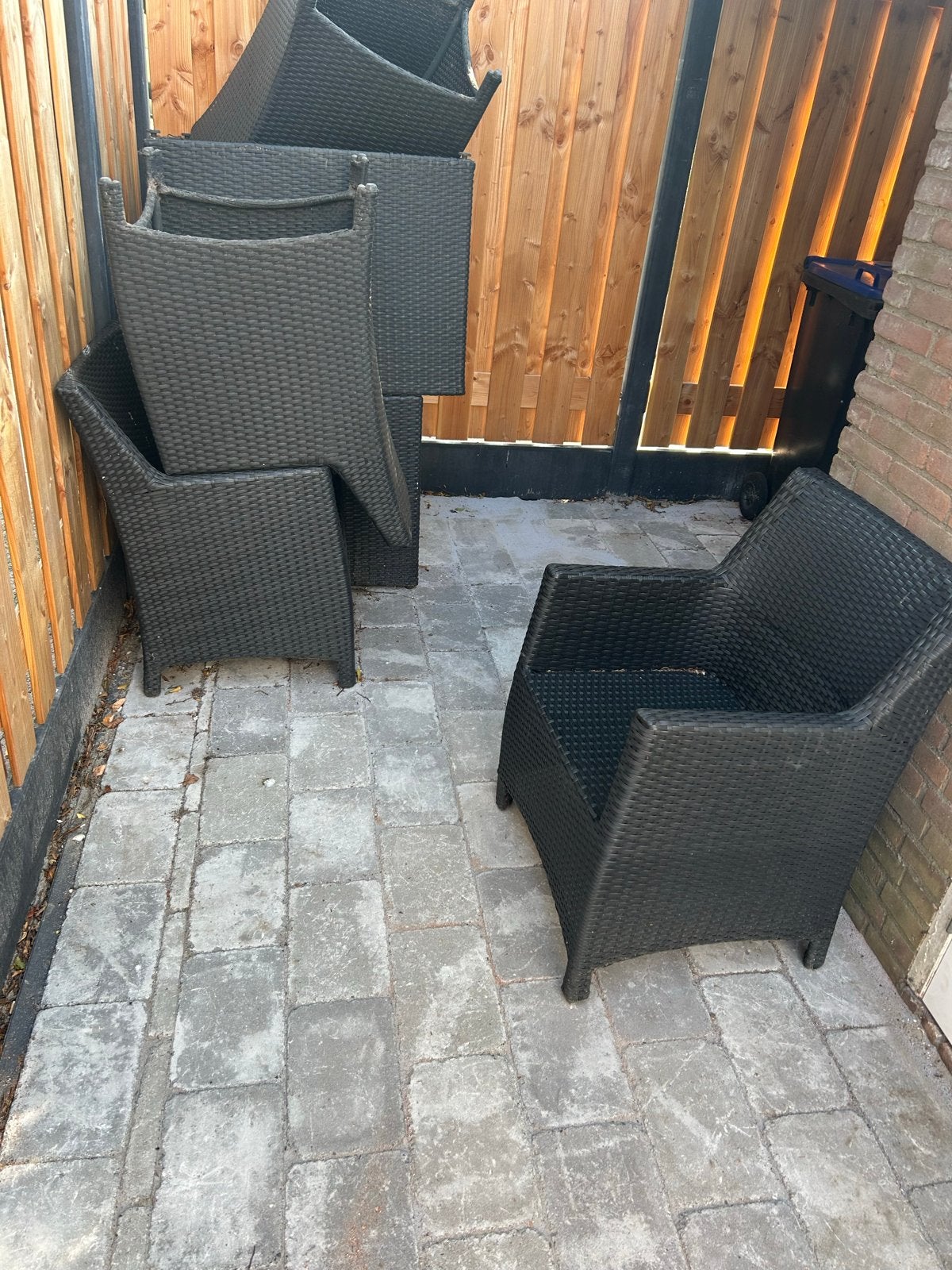 Set van 6 gevlochten tuinstoelen - PR Design, Ophalen of Verzenden, Gebruikt, Wicker, Stapelbaar