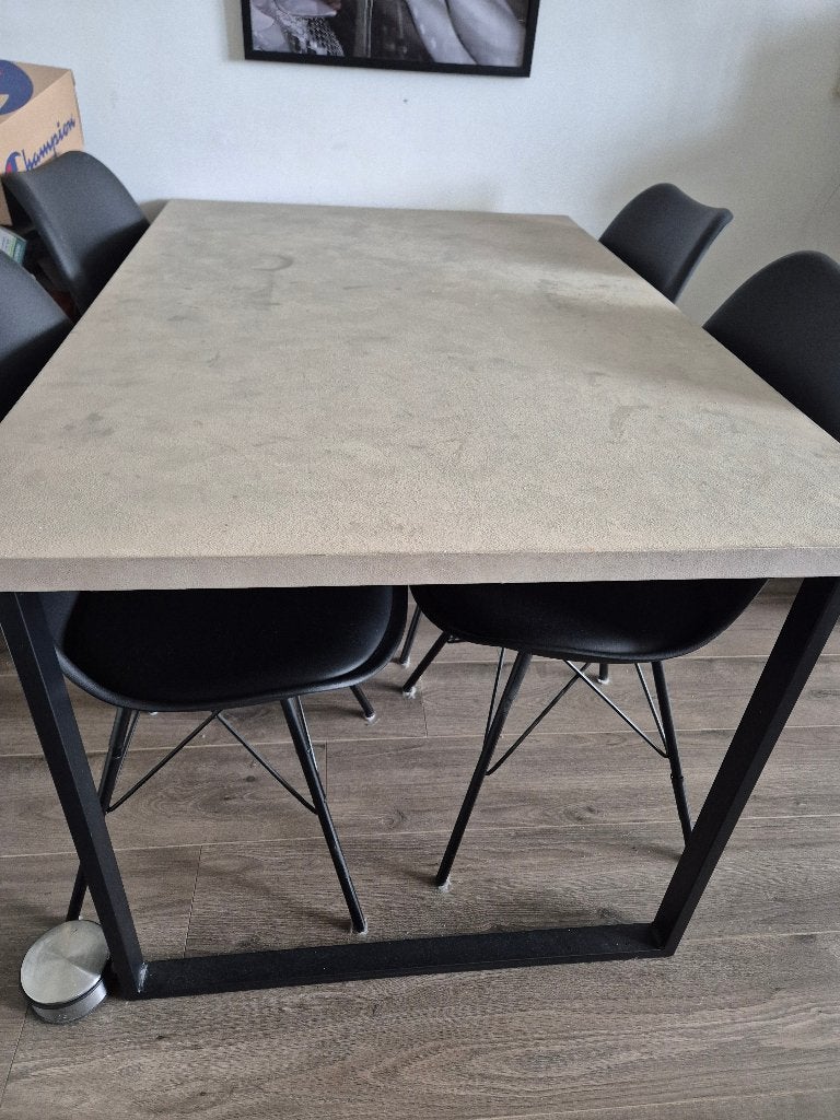 Eettafel 120cm, Huis en Inrichting, Tafels | Eettafels, 100 tot 150 cm, 50 tot 100 cm, Zo goed als nieuw, Vier personen