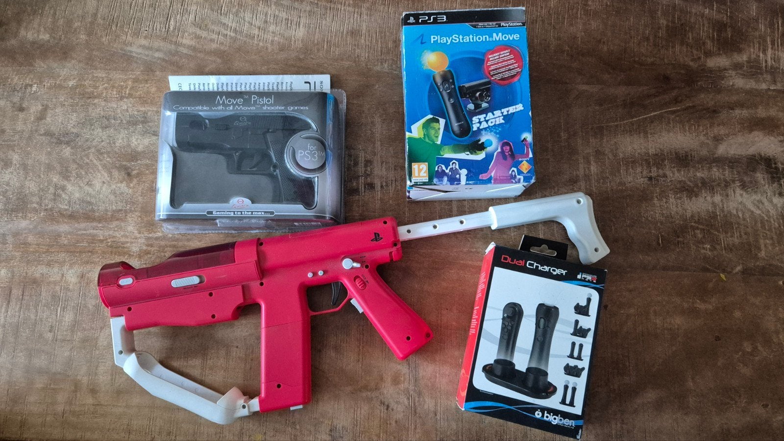 PS3 Accessoires: Move Pistol en Geweer en oplaadblokken, Spelcomputers en Games, Ophalen of Verzenden, Gebruikt, Pistool, PlayStation 3