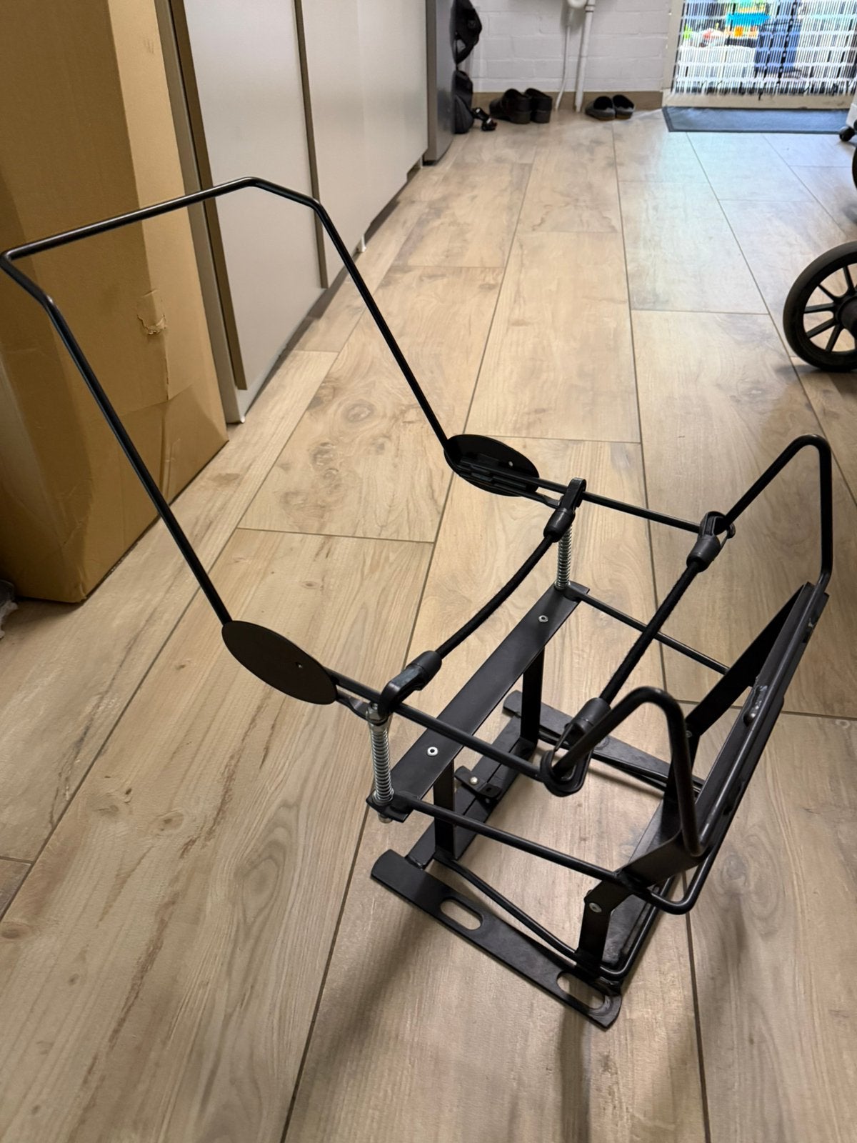 Baby mee steco maxi cosi fietssteun.   Bakfiets. Baby-mee, Ophalen, Zo goed als nieuw, 0 t/m 10 kg, Achterzitje