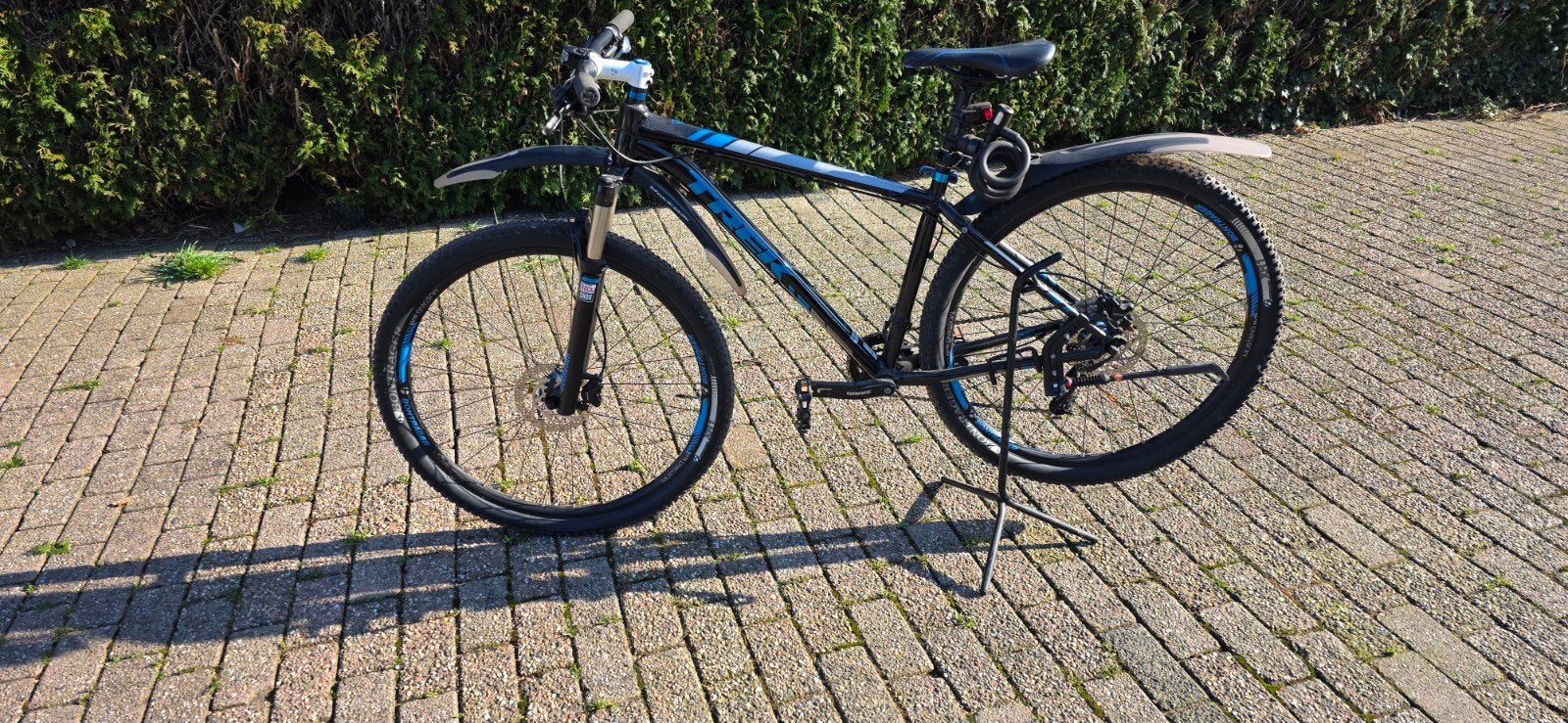 Mountainbike met schijfremmen en spatborden, Gebruikt, Hardtail, Heren, Schijfrem