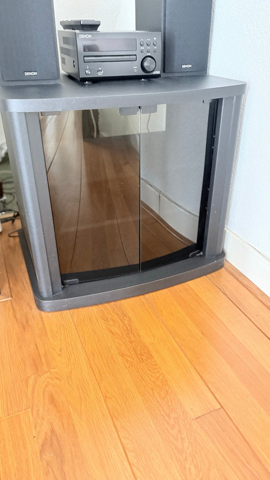 Gratis op te halen- Compact TV/Radiokastje - 55 cm hoog, Ophalen, Overige materialen, Minder dan 50 cm, Gebruikt