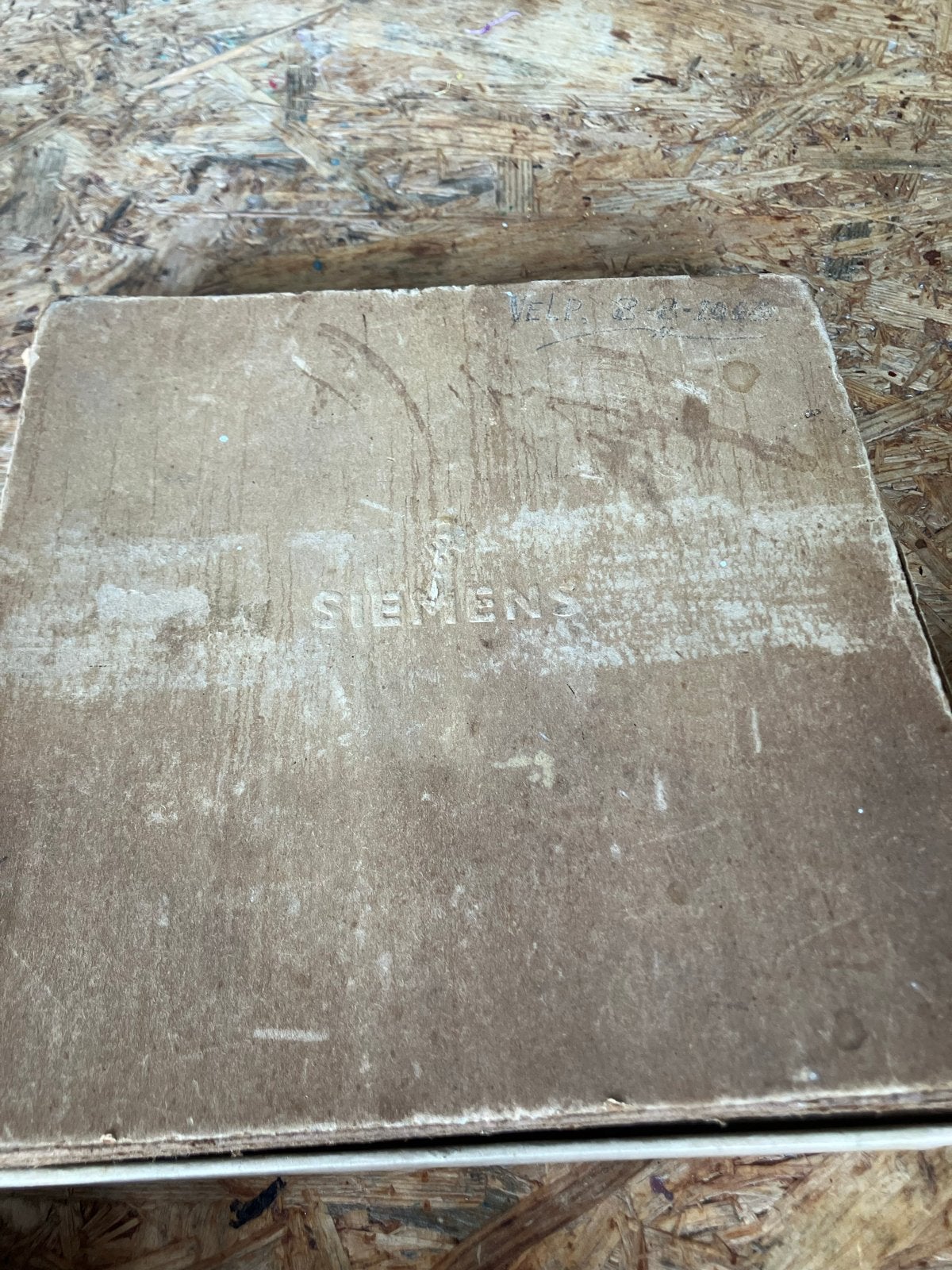 2x Oude Gehoorapparaten: Siemens & Audium (Vintage), Ophalen of Verzenden