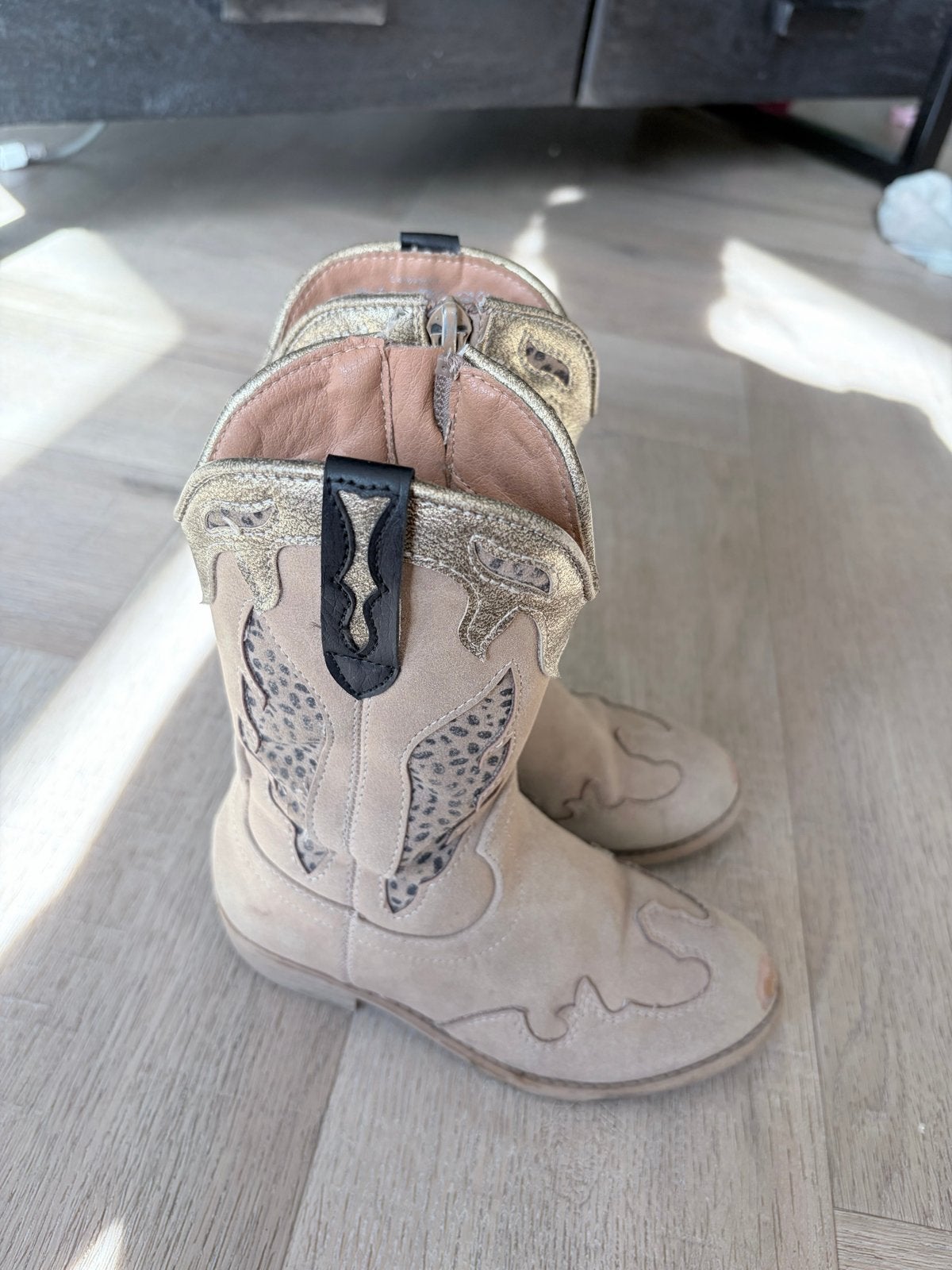 Stoere cowboylaarzen voor meisjes - Maat 26, Gebruikt, Meisje, Ophalen of Verzenden, Laarzen
