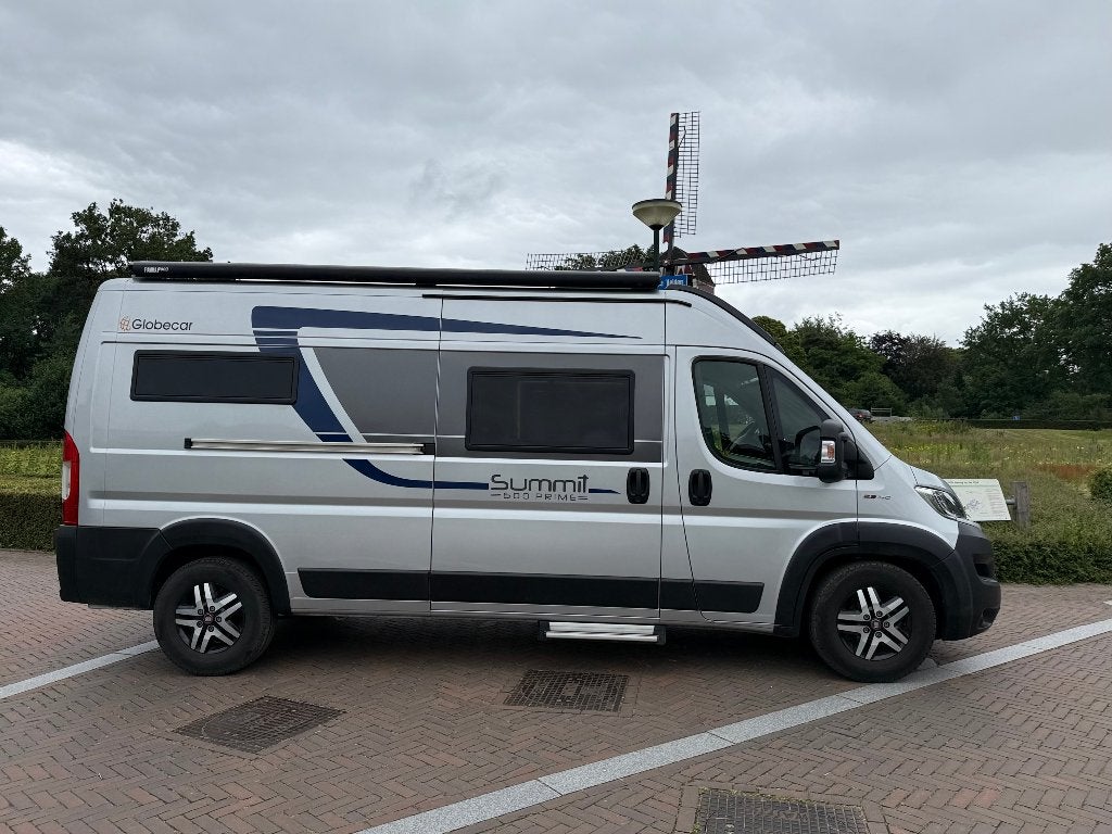 Caravans And Camping Globecar
