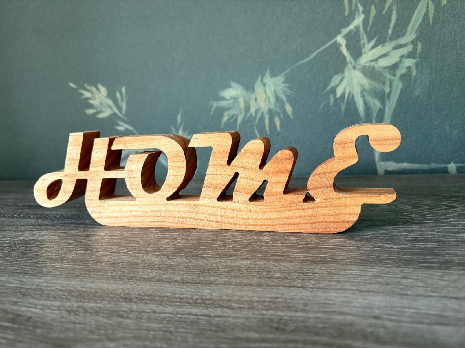 Massief houten HOME letters, Inclusief standaard, 30 cm, Nieuw, Ophalen of Verzenden