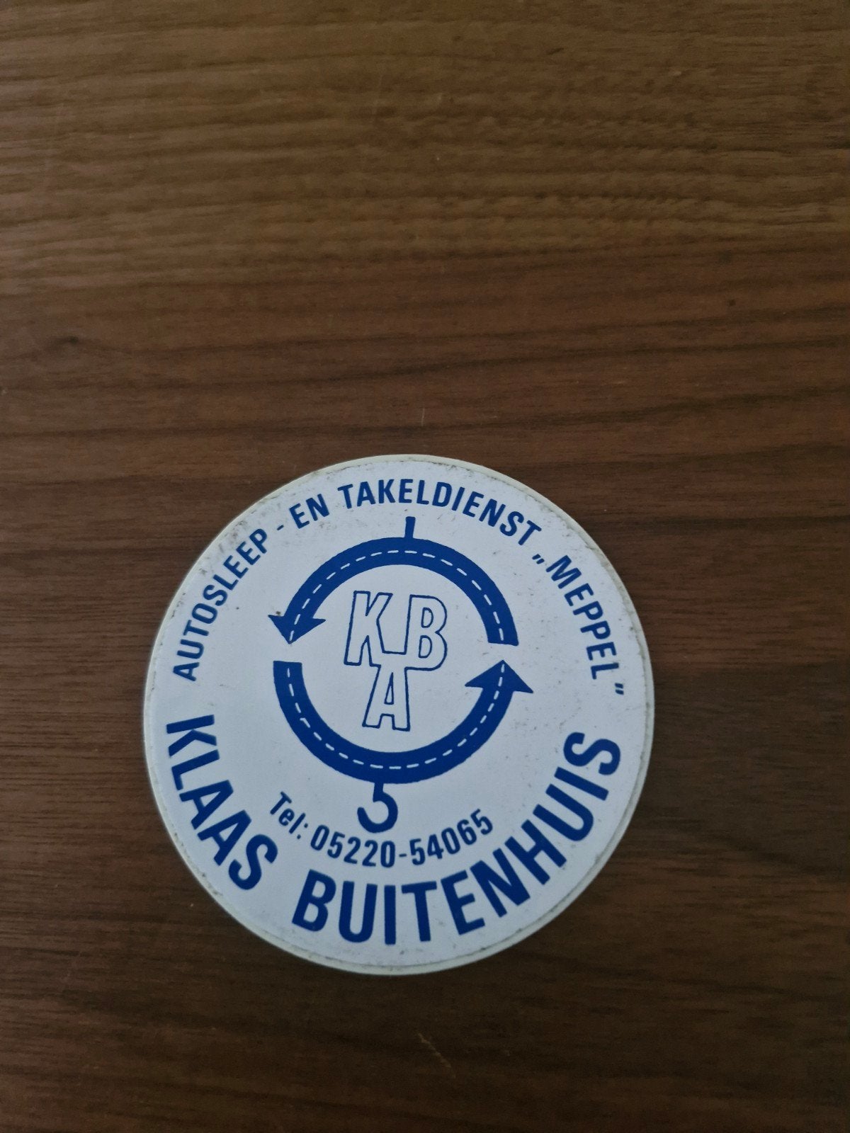 963 Vintage Klaas Buitenhuis Autosleepdienst Sticker 10 cm, Ophalen of Verzenden, Gebruikt, Overige typen