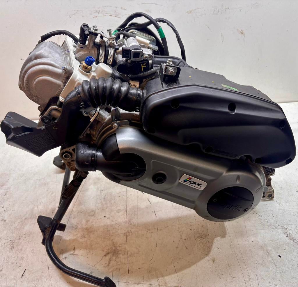 Veel onderdelen Aprillia SXR 50I euro5 brom 19K, Aprilia, Aprillia, 50I, Zo goed als nieuw