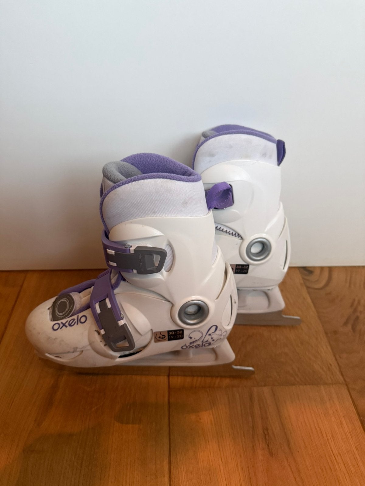Kinderschaatsen verstelbaar 30-32, Zo goed als nieuw, Kunstschaatsen, Ophalen, Overige merken
