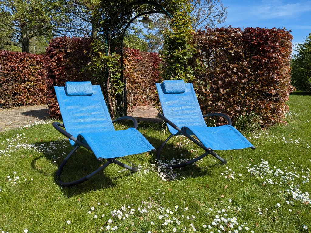Tuin schommel / lounge stoelen. 2 stuks., Tuin en Terras, Tuinstoelen, Ophalen, Zo goed als nieuw, Overige materialen, Inklapbaar