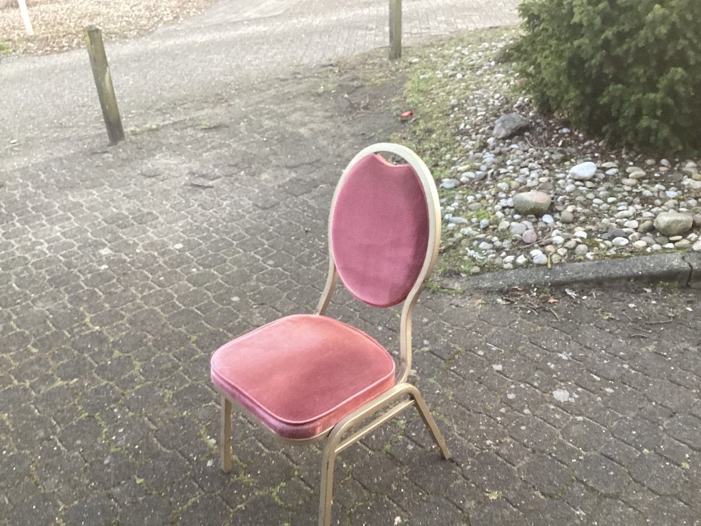 Stapel stoelen, Ophalen, Gebruikt, Vijf, Zes of meer stoelen